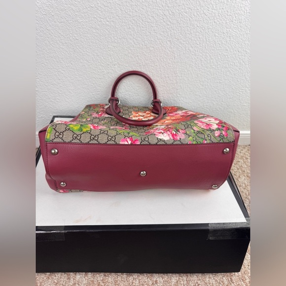 Gucci Soft GG Supreme Monogram Blooms Top Handle Bag Beige Multicolor Dry Rose - Picture 9 of 13
